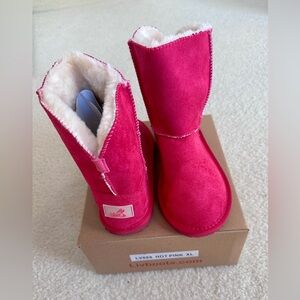 Brand New Kids Hot Pink XL Boots By Liv